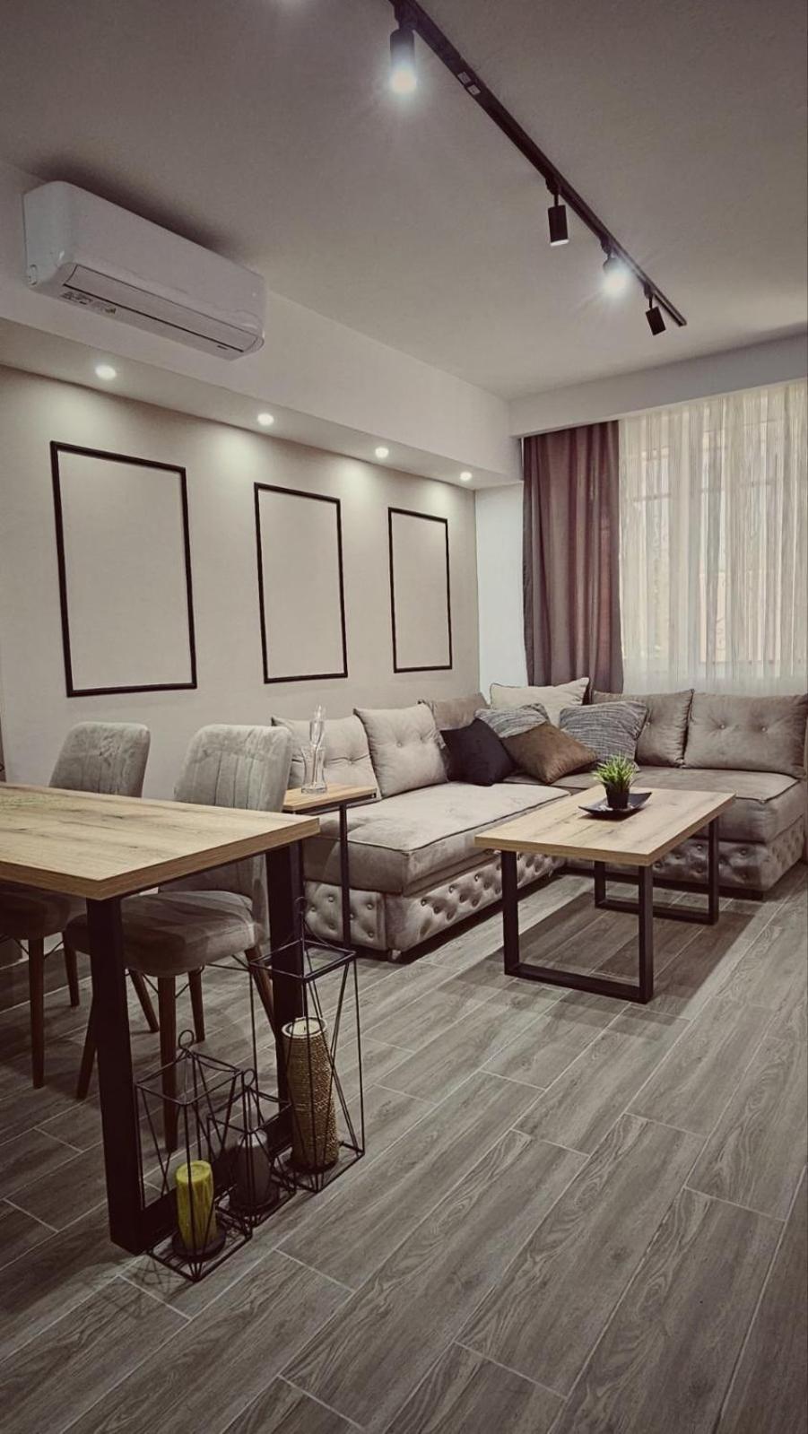 Madesa Apartment Skopje Buitenkant foto